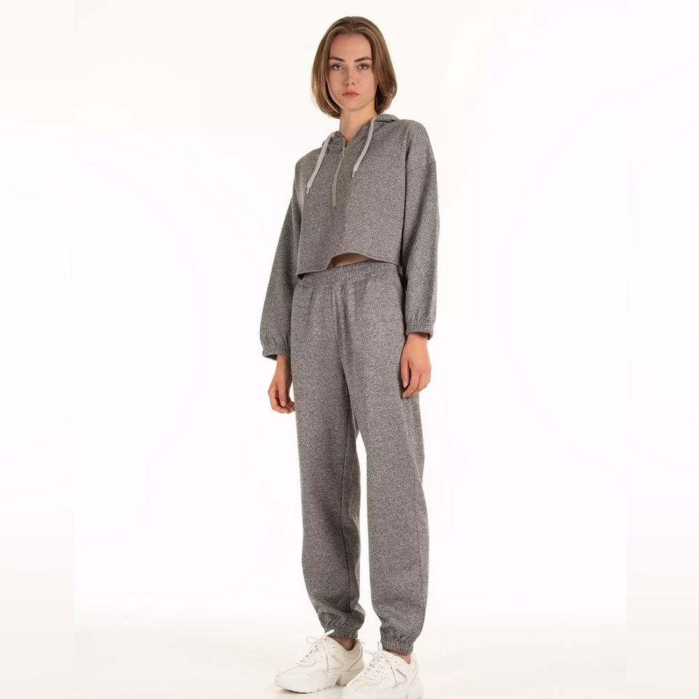 Zara Gray Women's Jogger Set
